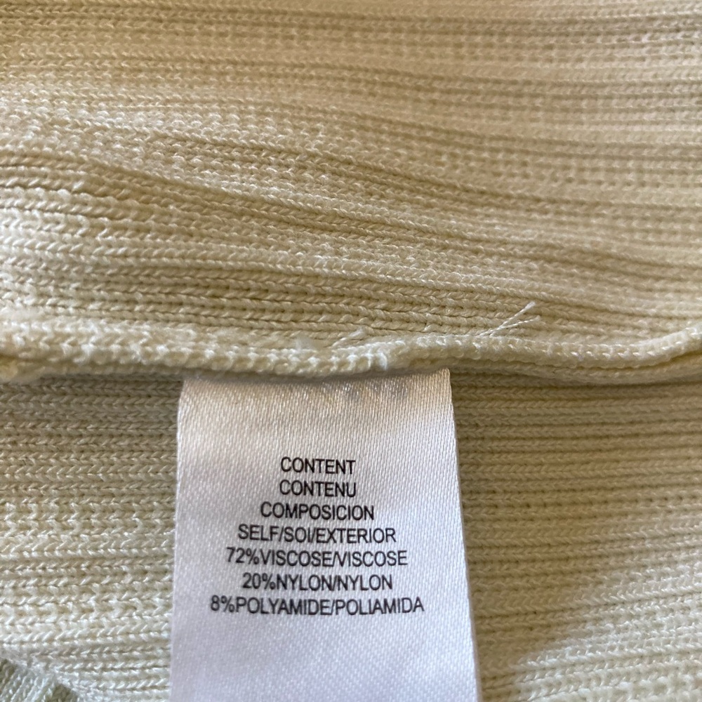 Wayf Ivory Ribbed Crop Top - Picture 3 of 4